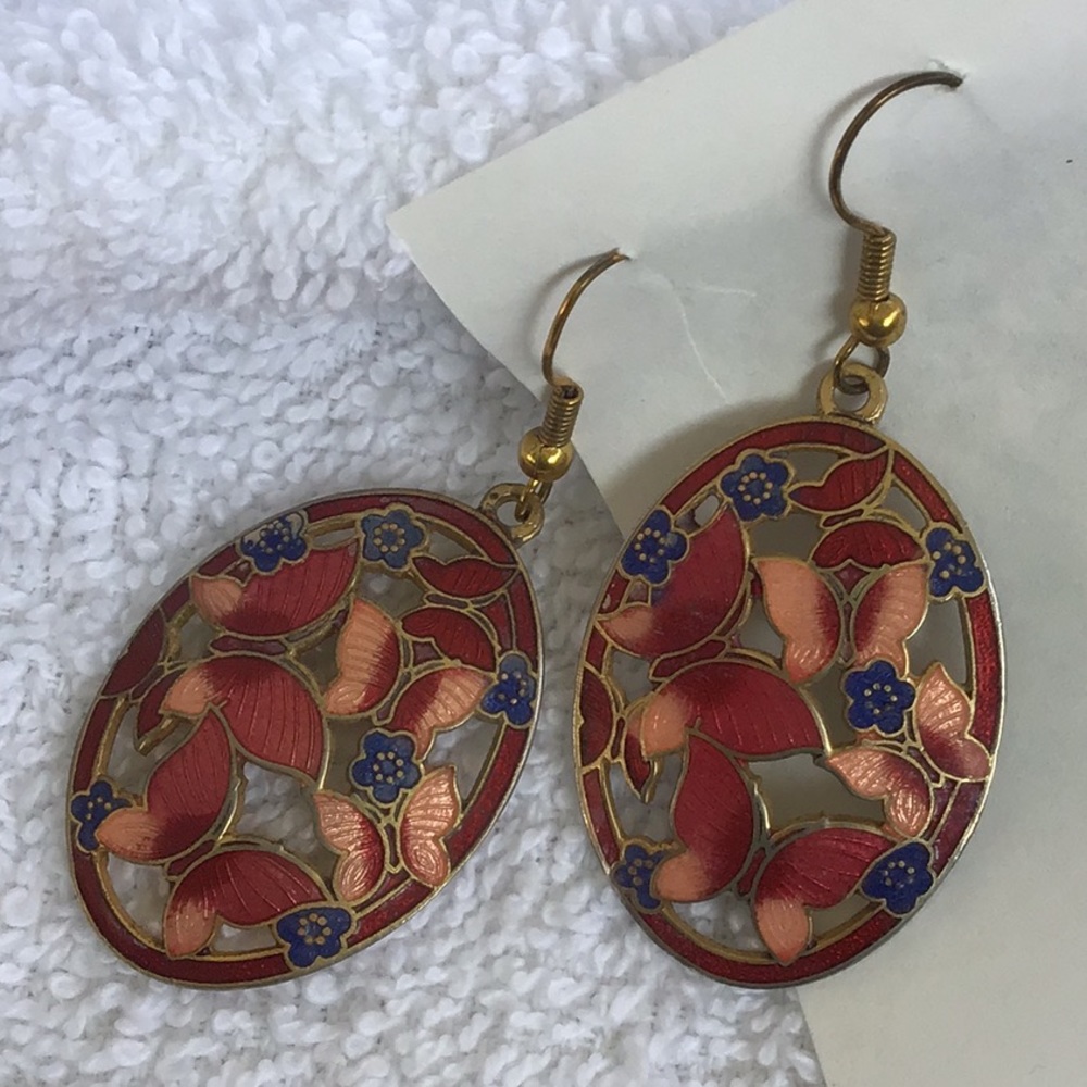 Earrings - Picture 3 of 3